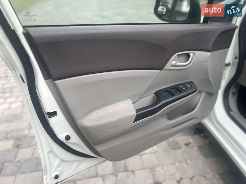 Седан Honda Civic 2012 в Тернополе