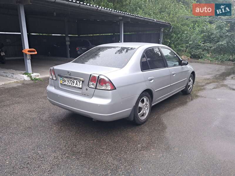 Седан Honda Civic 2003 в Ирпене