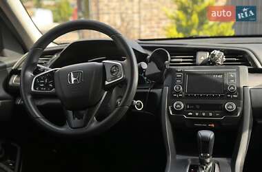 Седан Honda Civic 2019 в 