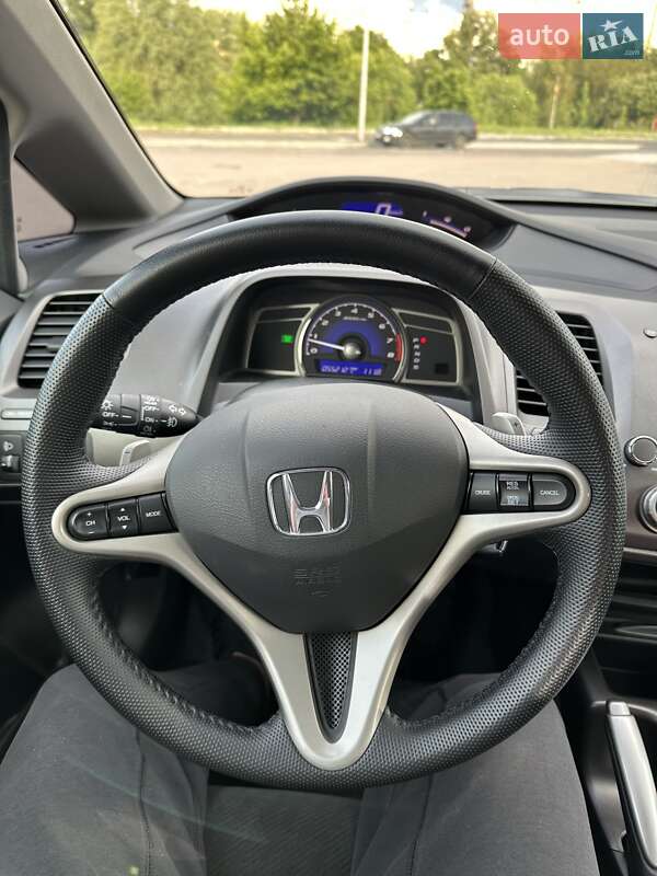 Седан Honda Civic 2011 в Киеве