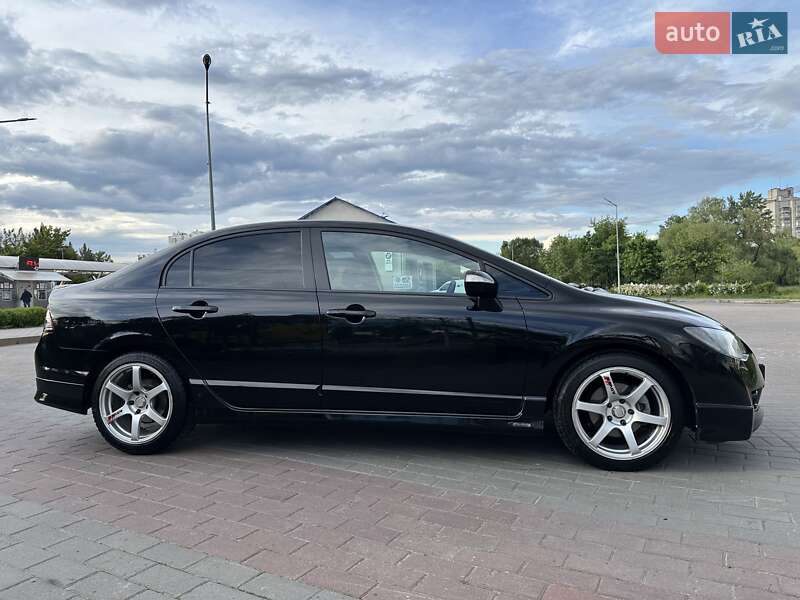 Седан Honda Civic 2011 в Киеве