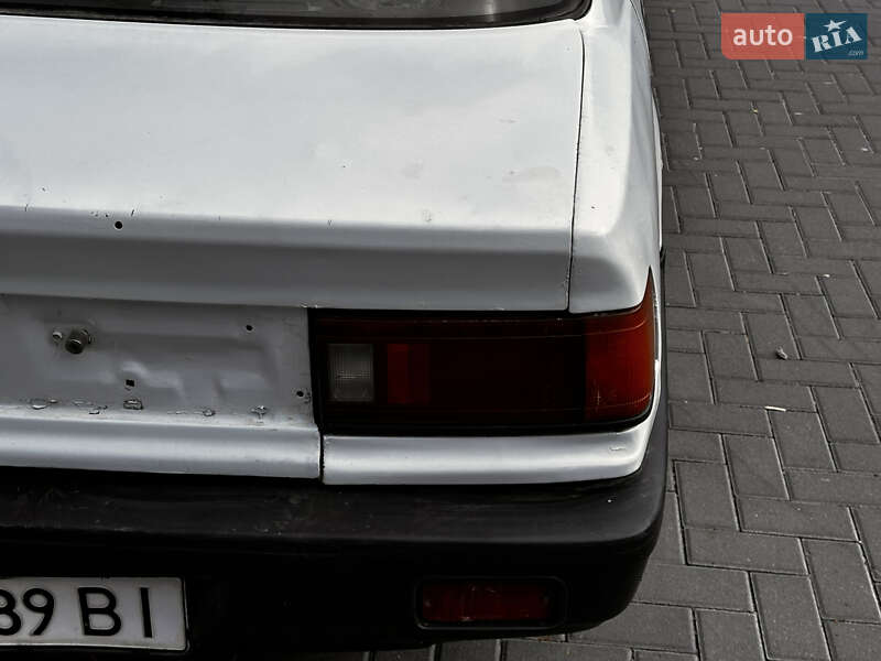 Седан Honda Civic 1988 в Луцке