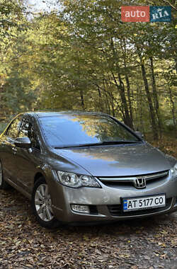 Седан Honda Civic 2007 в Надворной