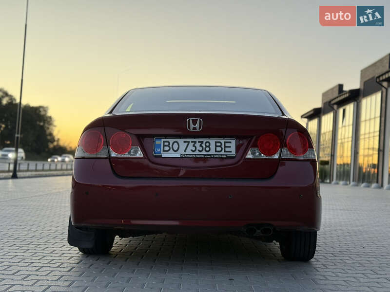 Седан Honda Civic 2006 в Тернополе