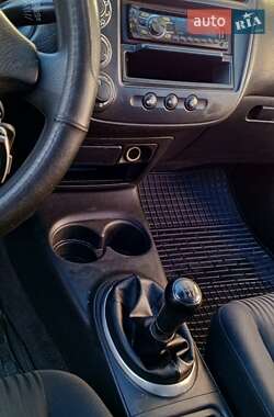 Седан Honda Civic 2004 в 