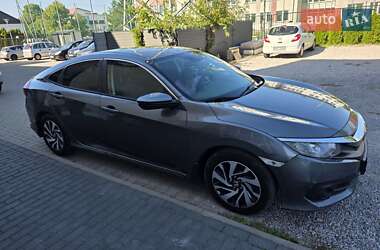 Седан Honda Civic 2017 в 