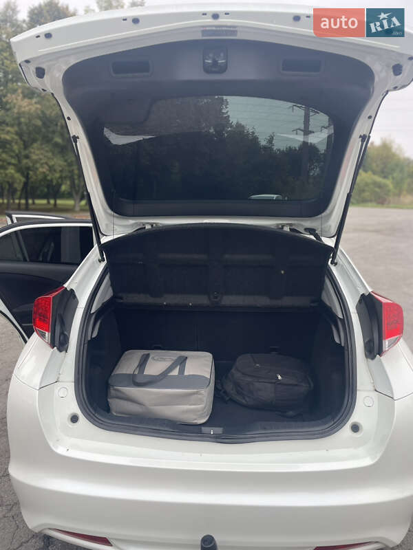 Хэтчбек Honda Civic 2012 в Владимире фото 5 Хэтчбек Honda Civic 2012 в Владимире