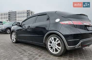 Хэтчбек Honda Civic 2008 в 