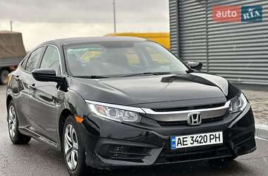 Седан Honda Civic 2018 в Львове