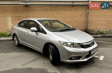 Седан Honda Civic 2012 в 