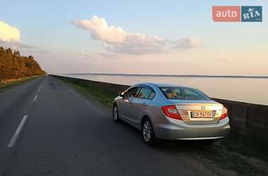 Седан Honda Civic 2012 в Києві