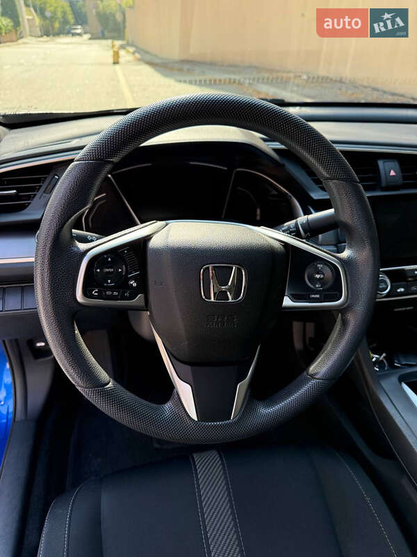 Седан Honda Civic 2017 в Киеве фото 8 Седан Honda Civic 2017 в Киеве