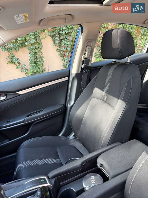 Седан Honda Civic 2017 в Киеве фото 18 Седан Honda Civic 2017 в Киеве