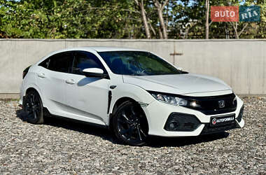 Хэтчбек Honda Civic 2016 в Киеве