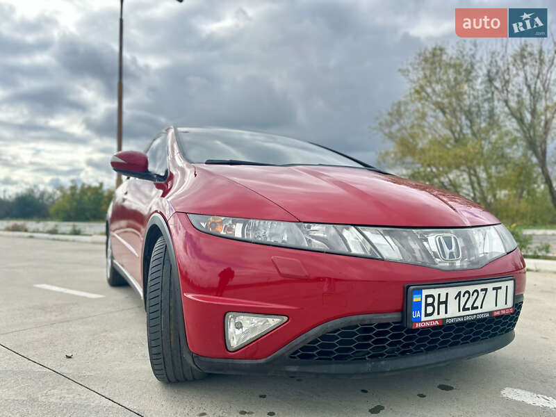 Хэтчбек Honda Civic 2008 в Николаеве фото 3 Хэтчбек Honda Civic 2008 в Николаеве