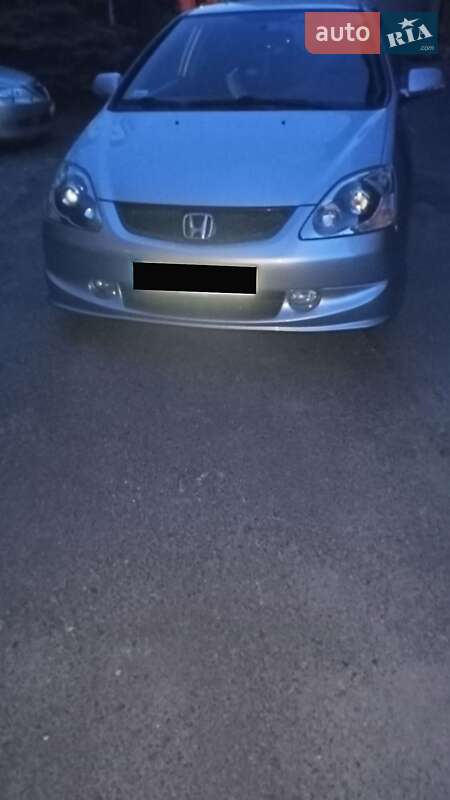 Хетчбек Honda Civic 2004 в Тернополі