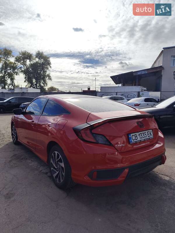 Купе Honda Civic 2017 в Чернигове