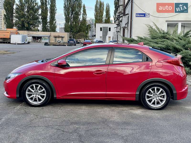 Хэтчбек Honda Civic 2013 в Киеве