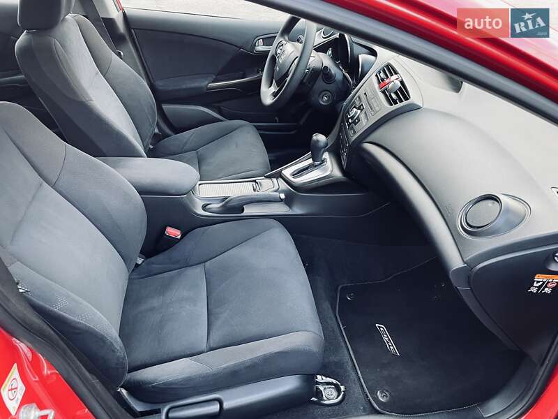 Хэтчбек Honda Civic 2013 в Киеве