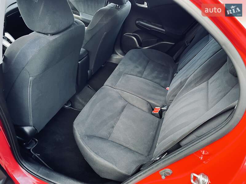 Хэтчбек Honda Civic 2013 в Киеве