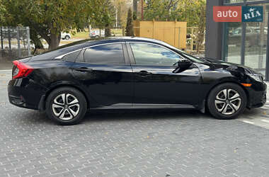 Седан Honda Civic 2015 в 