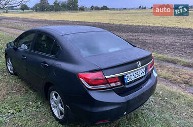 Седан Honda Civic 2013 в  фото 2 Седан Honda Civic 2013 в