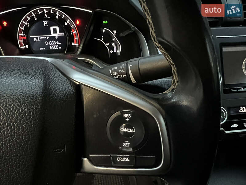 Седан Honda Civic 2018 в Киеве