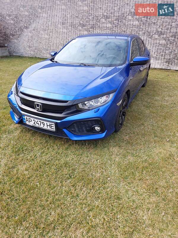 Хетчбек Honda Civic 2018 в Запоріжжі