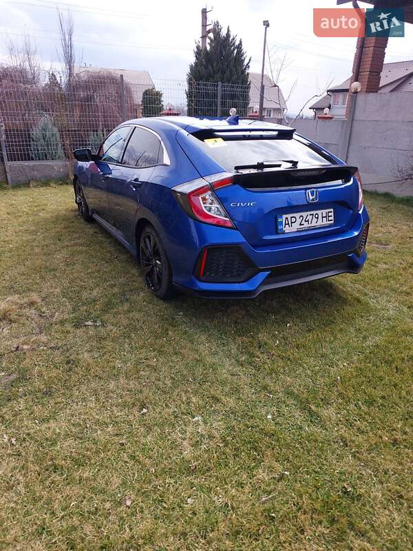 Хетчбек Honda Civic 2018 в Запоріжжі