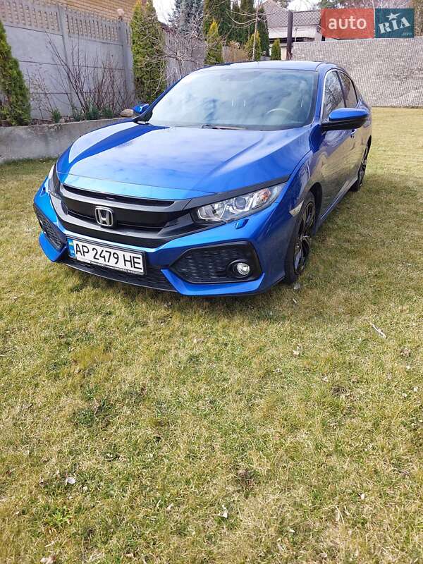 Хетчбек Honda Civic 2018 в Запоріжжі