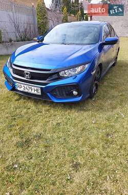 Хэтчбек Honda Civic 2018 в 
