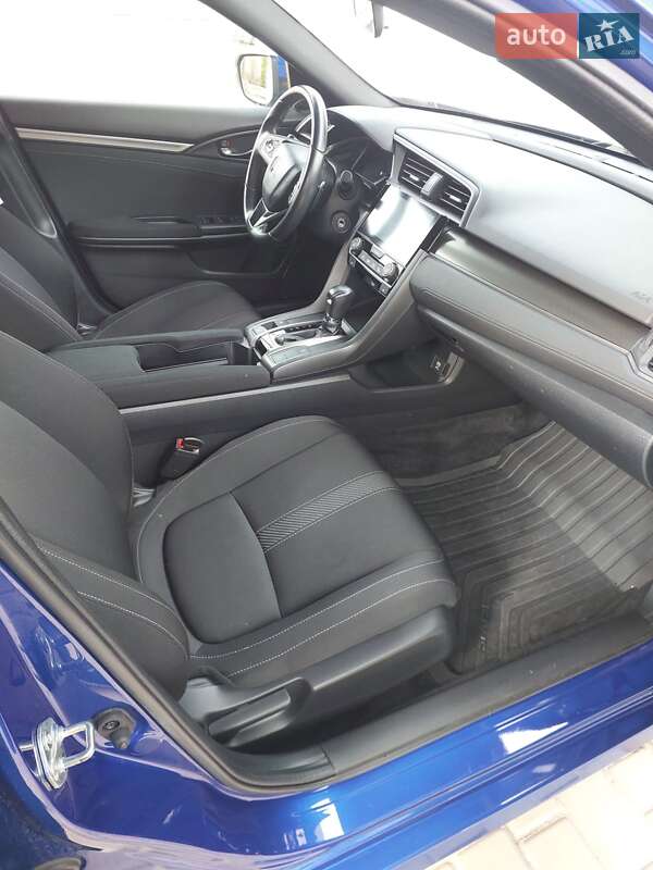 Хетчбек Honda Civic 2018 в Запоріжжі