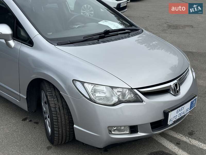 Седан Honda Civic 2007 в Киеве