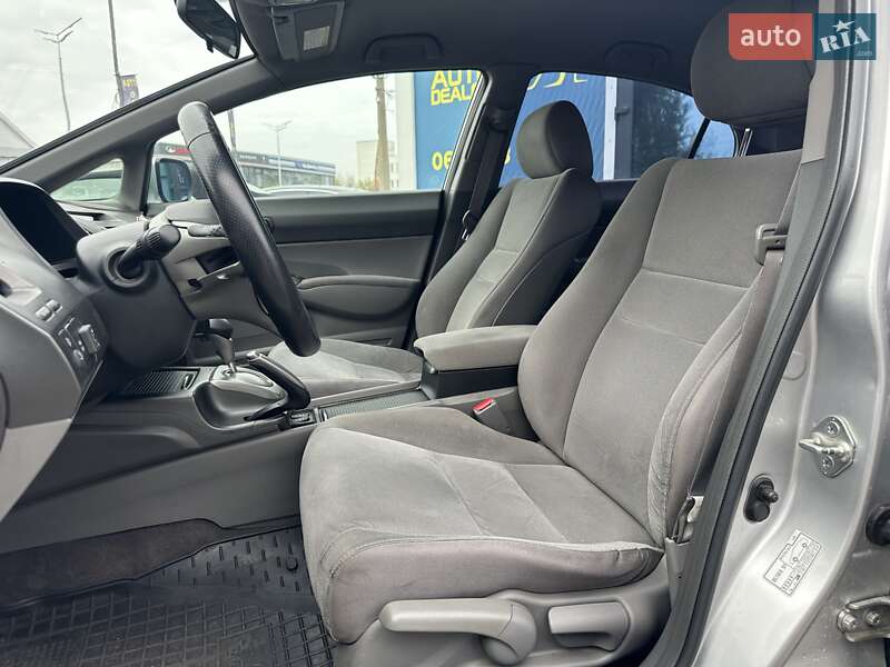 Седан Honda Civic 2007 в Киеве