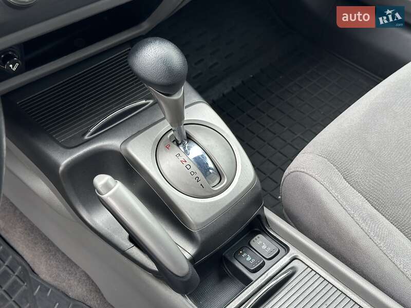 Седан Honda Civic 2007 в Киеве