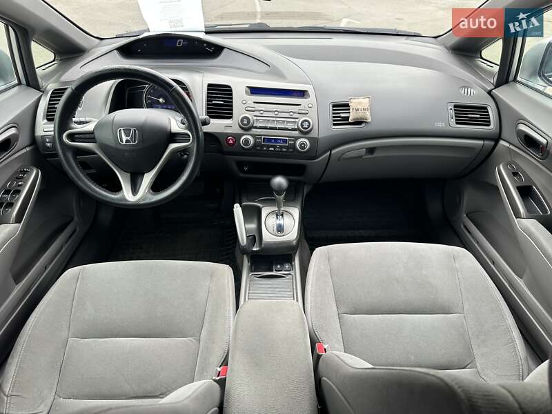 Седан Honda Civic 2007 в Киеве
