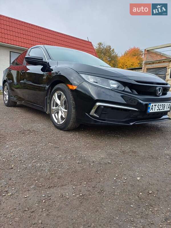 Седан Honda Civic 2019 в Івано-Франківську
