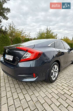 Седан Honda Civic 2016 в 