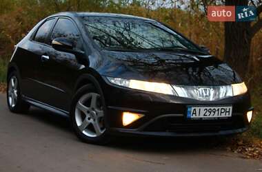 Хэтчбек Honda Civic 2006 в 