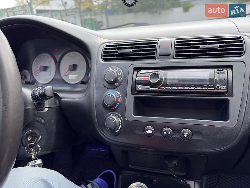 Купе Honda Civic 2002 в Черновцах фото 18 Купе Honda Civic 2002 в Черновцах