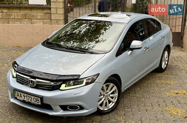 Седан Honda Civic 2012 в  фото 23 Седан Honda Civic 2012 в