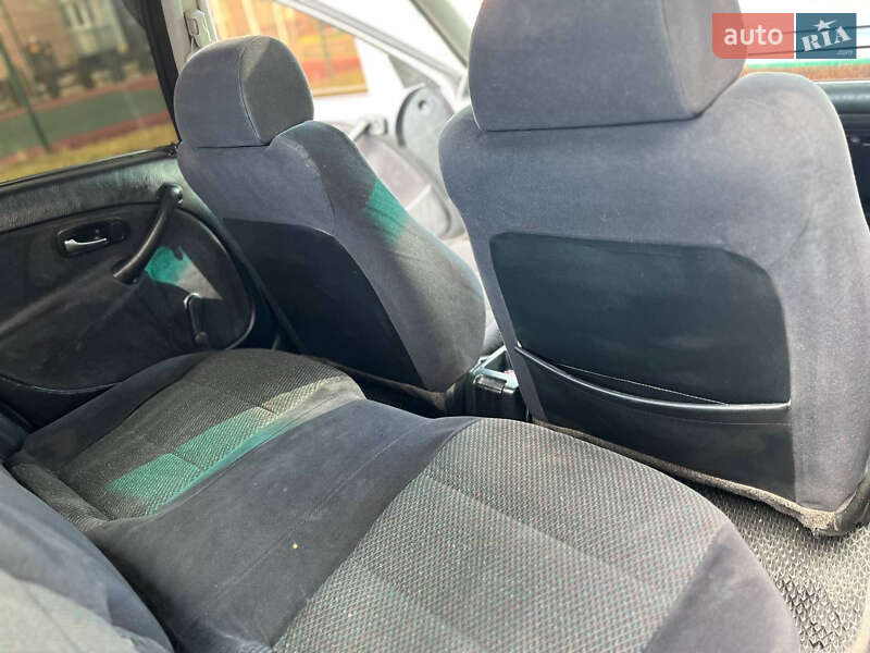 Хэтчбек Honda Civic 1996 в Виннице фото 14 Хэтчбек Honda Civic 1996 в Виннице