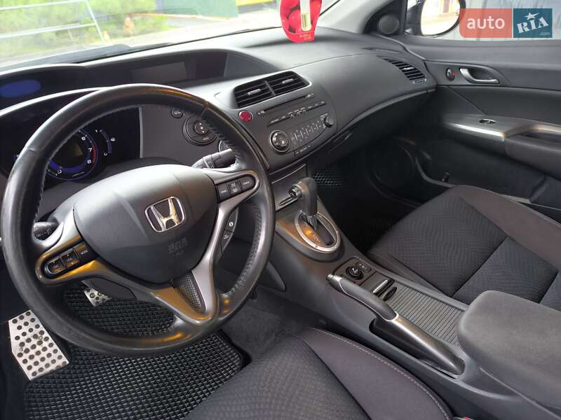Хэтчбек Honda Civic 2008 в Киеве фото 23 Хэтчбек Honda Civic 2008 в Киеве
