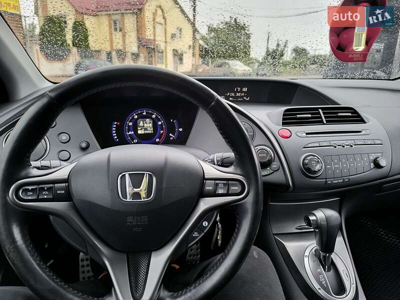 Хэтчбек Honda Civic 2008 в Киеве фото 39 Хэтчбек Honda Civic 2008 в Киеве