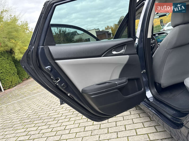Седан Honda Civic 2016 в Львове фото 23 Седан Honda Civic 2016 в Львове