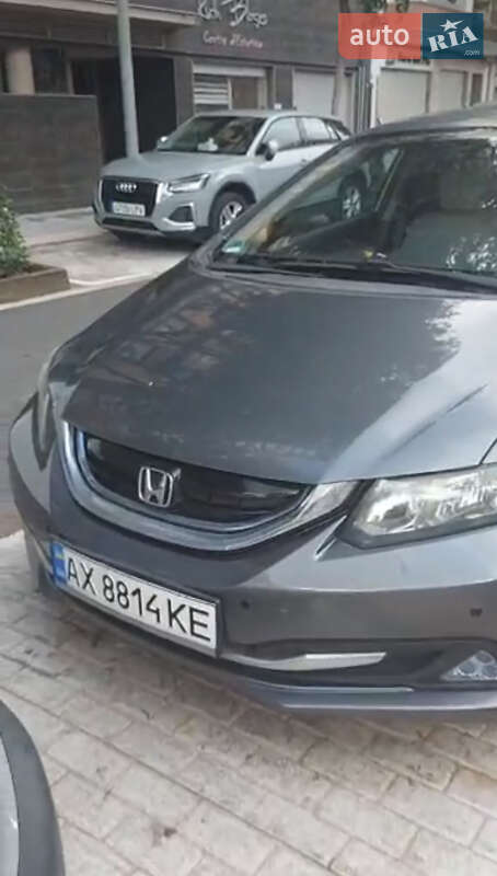 Седан Honda Civic 2013 в 
