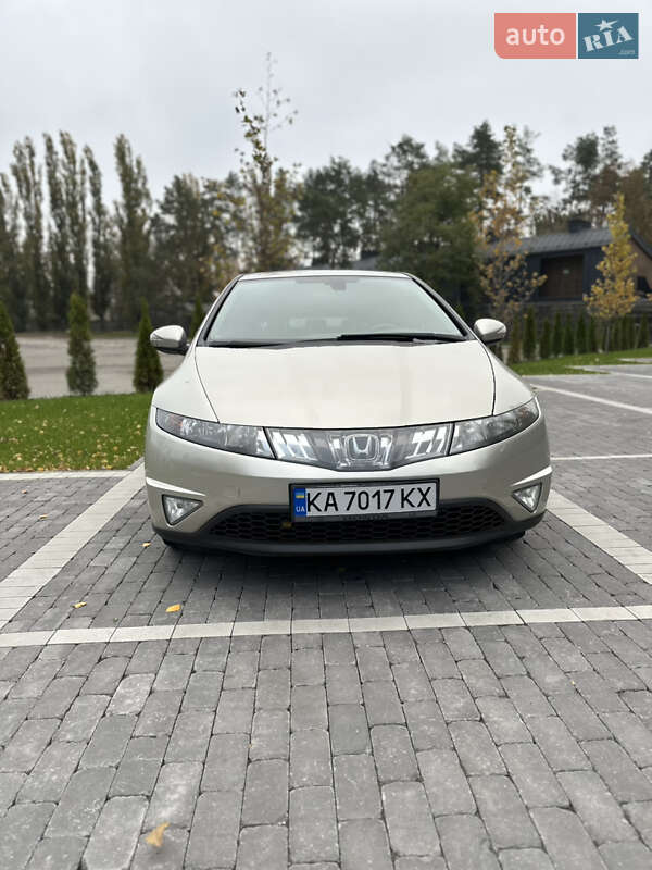 Хетчбек Honda Civic 2008 в Києві фото 3 Хетчбек Honda Civic 2008 в Києві