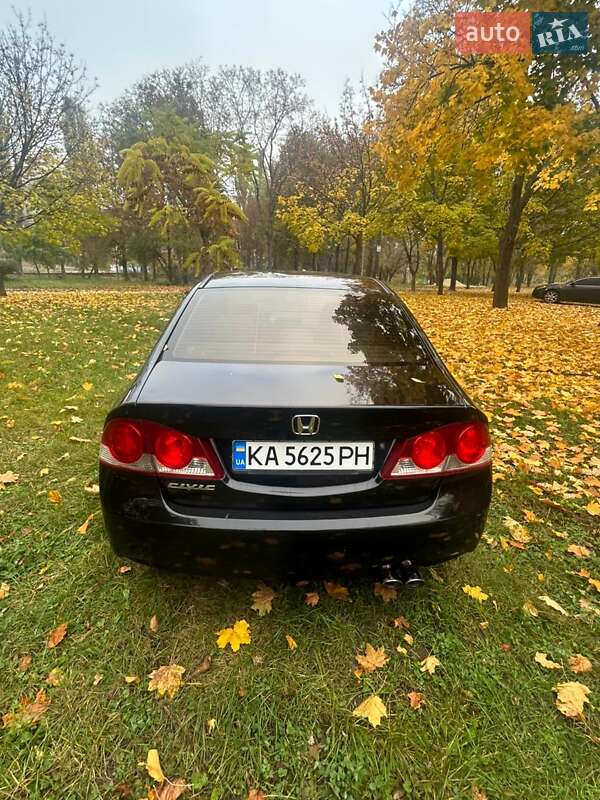 Седан Honda Civic 2007 в Києві