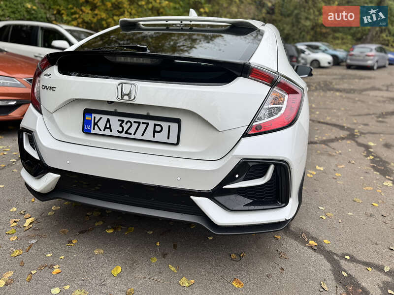 Хэтчбек Honda Civic 2017 в Киеве фото 20 Хэтчбек Honda Civic 2017 в Киеве