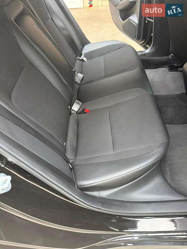 Седан Honda Civic 2024 в Гусятине